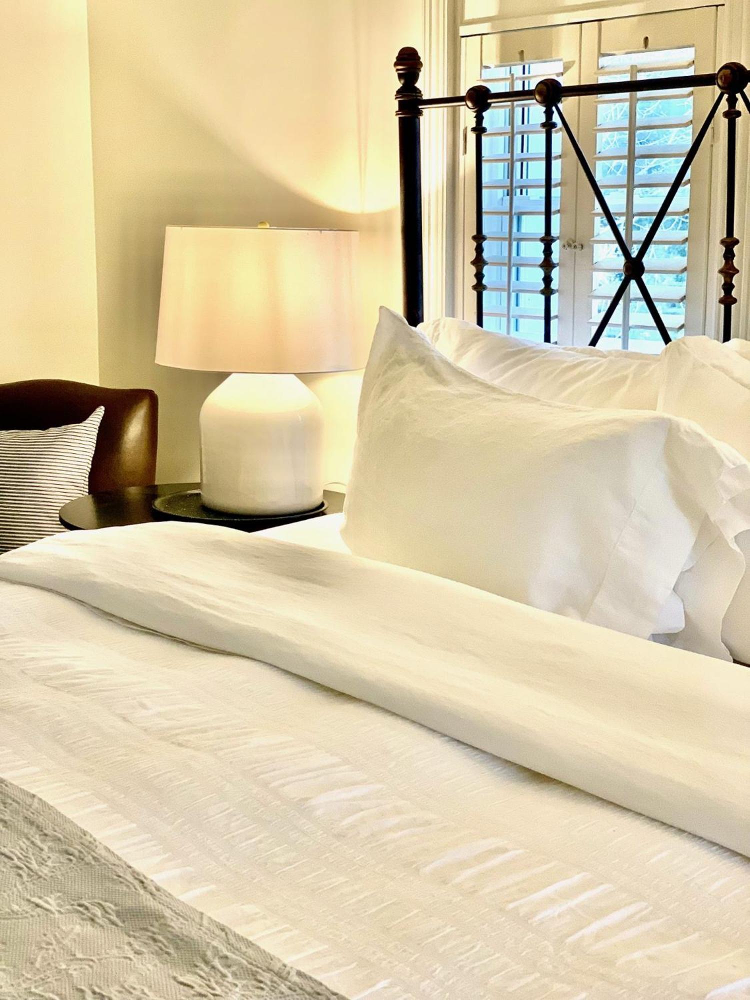 Plantation House Bed & Breakfast ポート・ホープ エクステリア 写真
